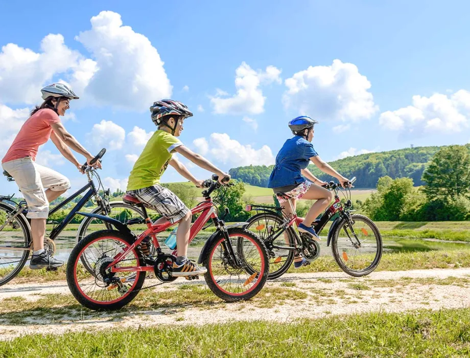 A sunny family bike tour: Easy as can be with Rügen’s many rental options!